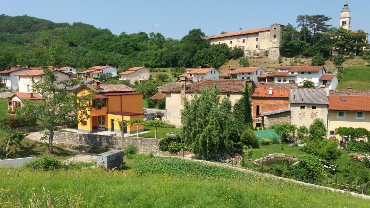 Gasthaus Pocitniska Hisa Dobravlje Exterior foto