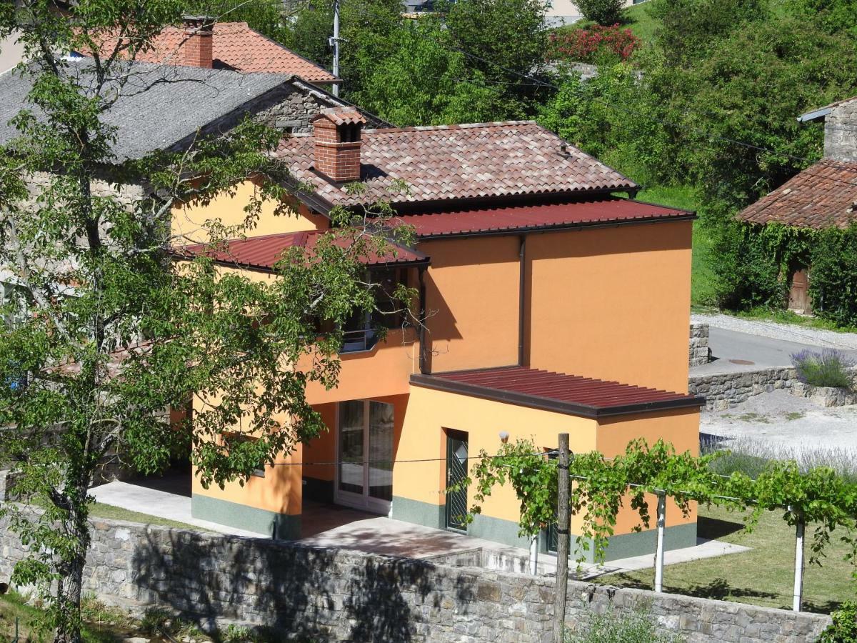 Gasthaus Pocitniska Hisa Dobravlje Exterior foto